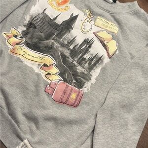 Gray Hogwarts Gryffindor Juniors Sweatshirt